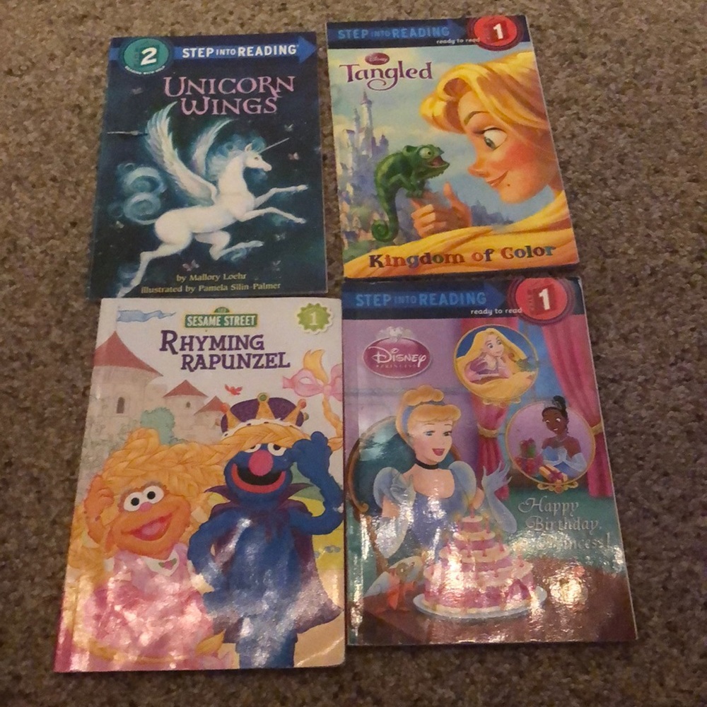 Books - Picture 3 of 5